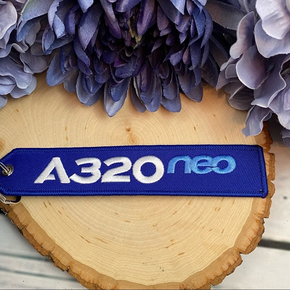 Airbus 320 Aviator Keychain Luggage Tag - Picture 9 of 12